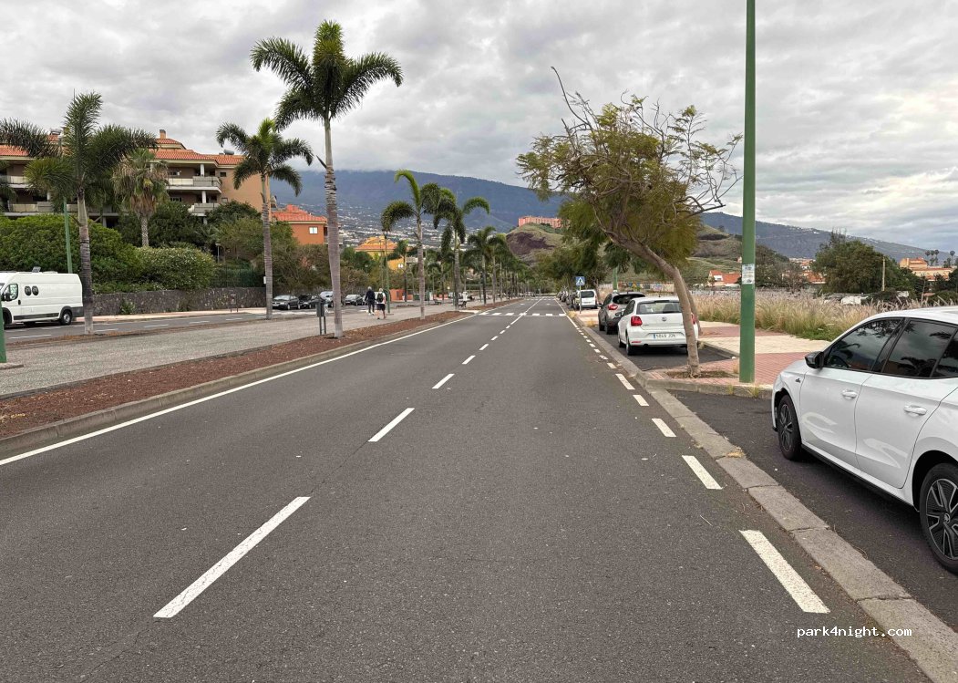 (38400) Puerto de la Cruz - Avenida los Cachazos — foto 2