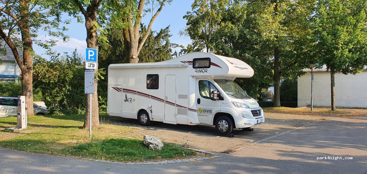 Wohnmobilstellplatz Langenau — foto 2