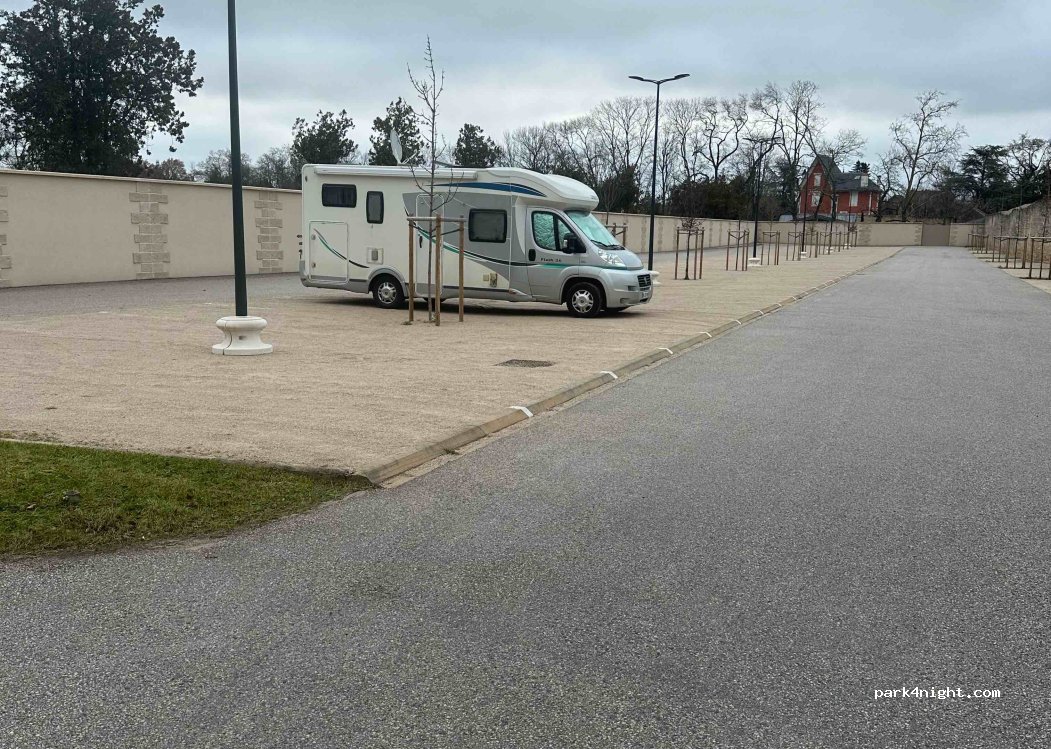 (21200) Beaune - 13 Boulevard Maréchal Joffre — foto 2