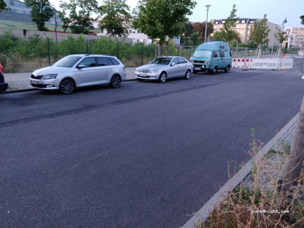 (10115) Berlin - Ida von Arnim Straße — foto
