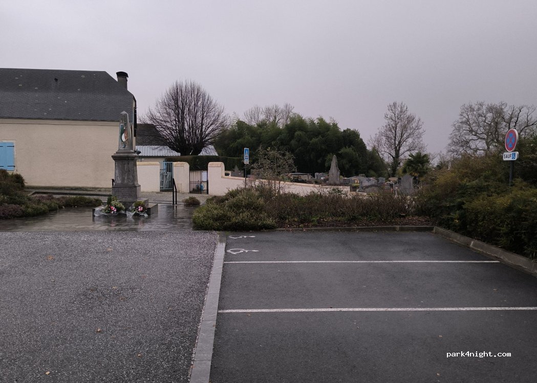 (64160) Buros - 21 Chemin de l'École — foto 2