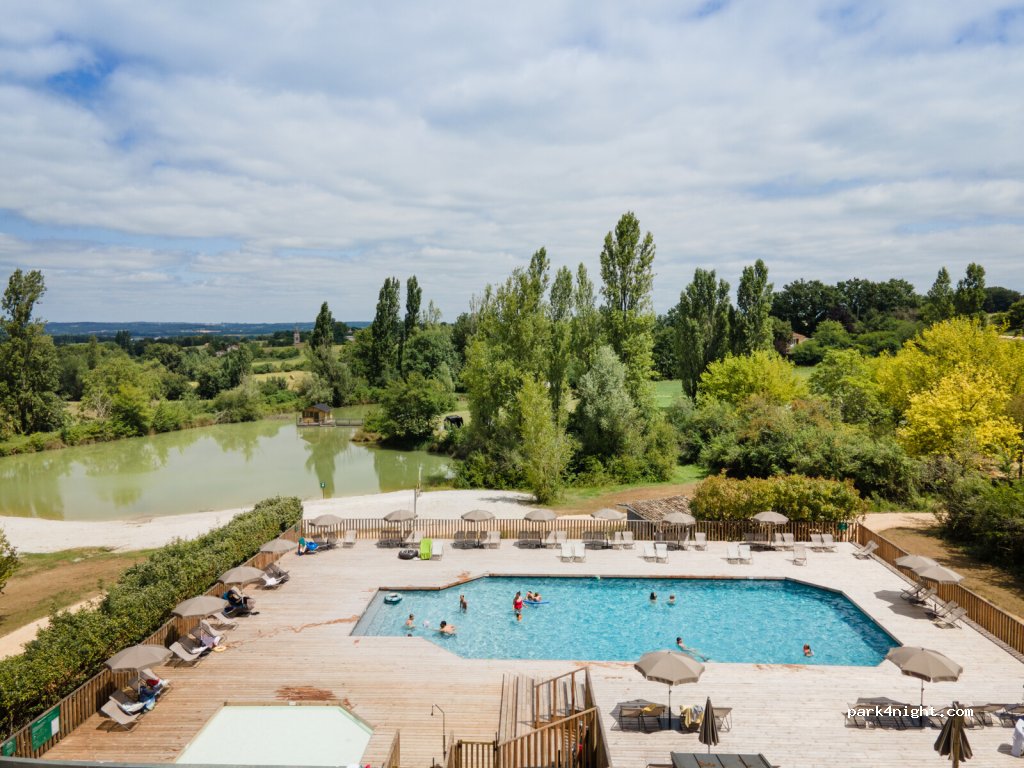 Camping Huttopia Pays des Bastides — foto