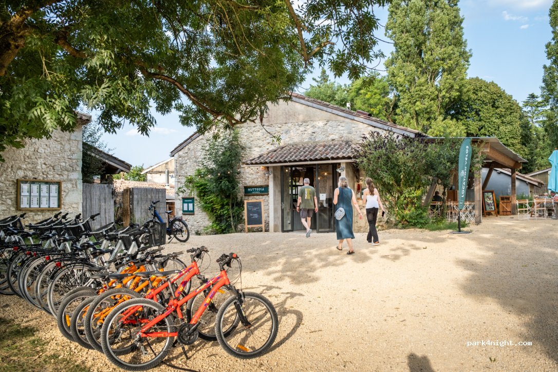 Camping Huttopia Pays des Bastides — foto 2
