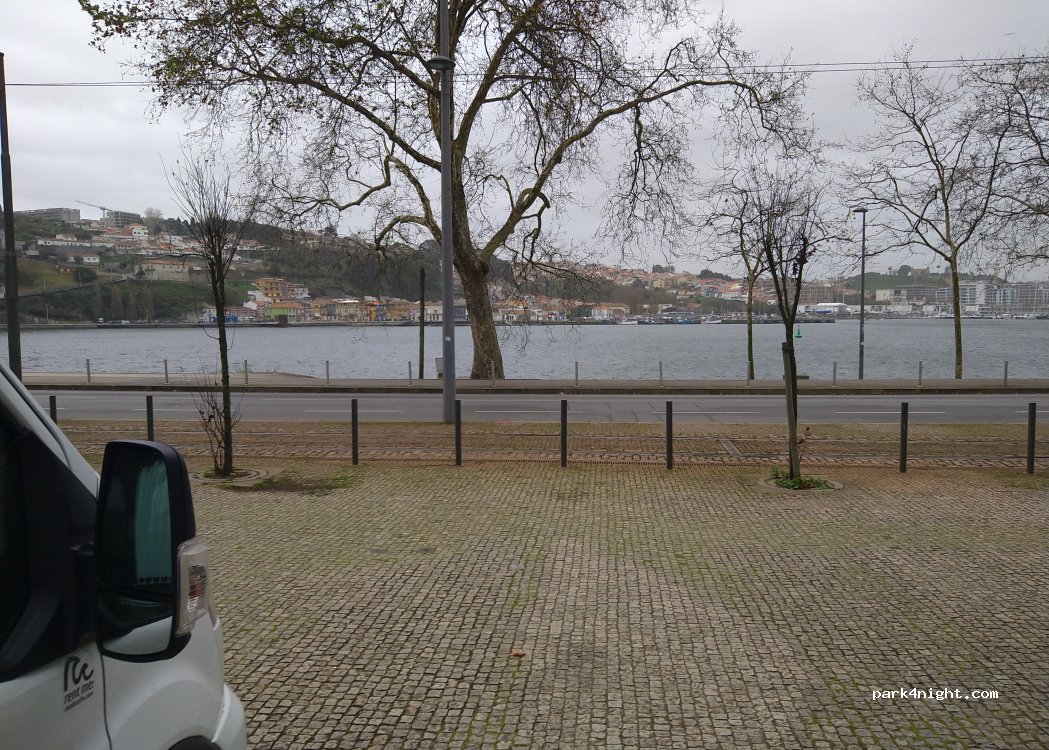 (4150) Porto - 155 Rua do Ouro — foto 3