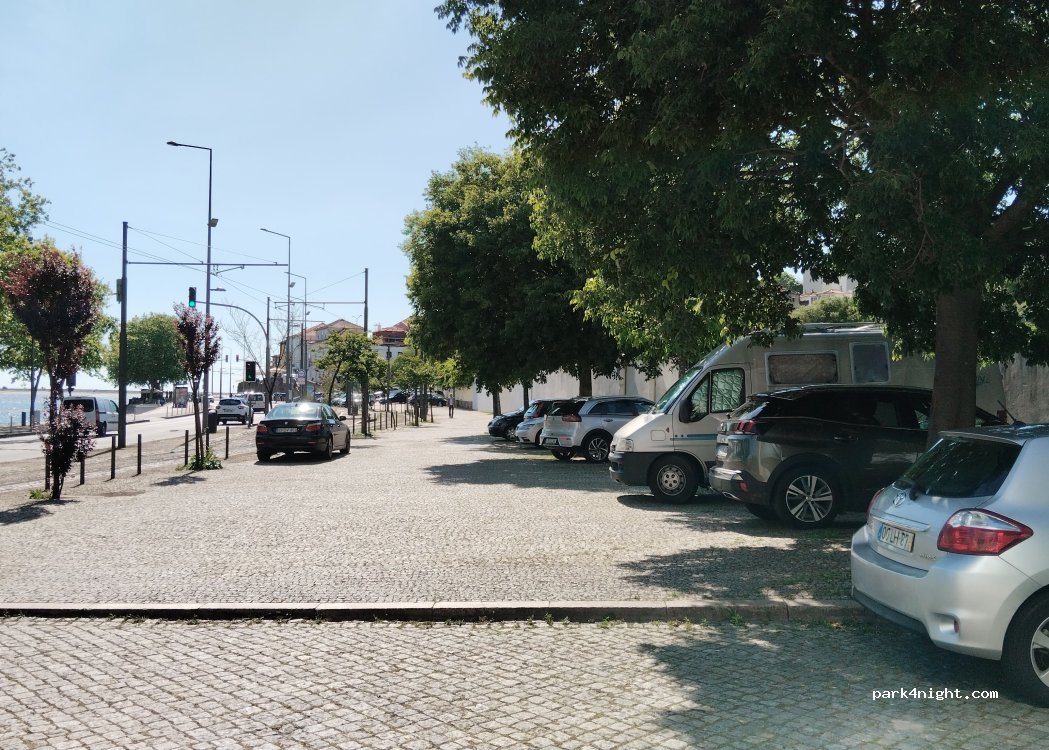 (4150) Porto - 155 Rua do Ouro — foto 4
