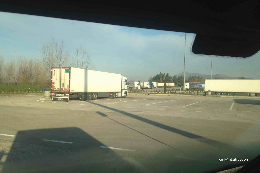 (81020) San Nicola La Strada - A1 - Autostrada del Sole — foto 3