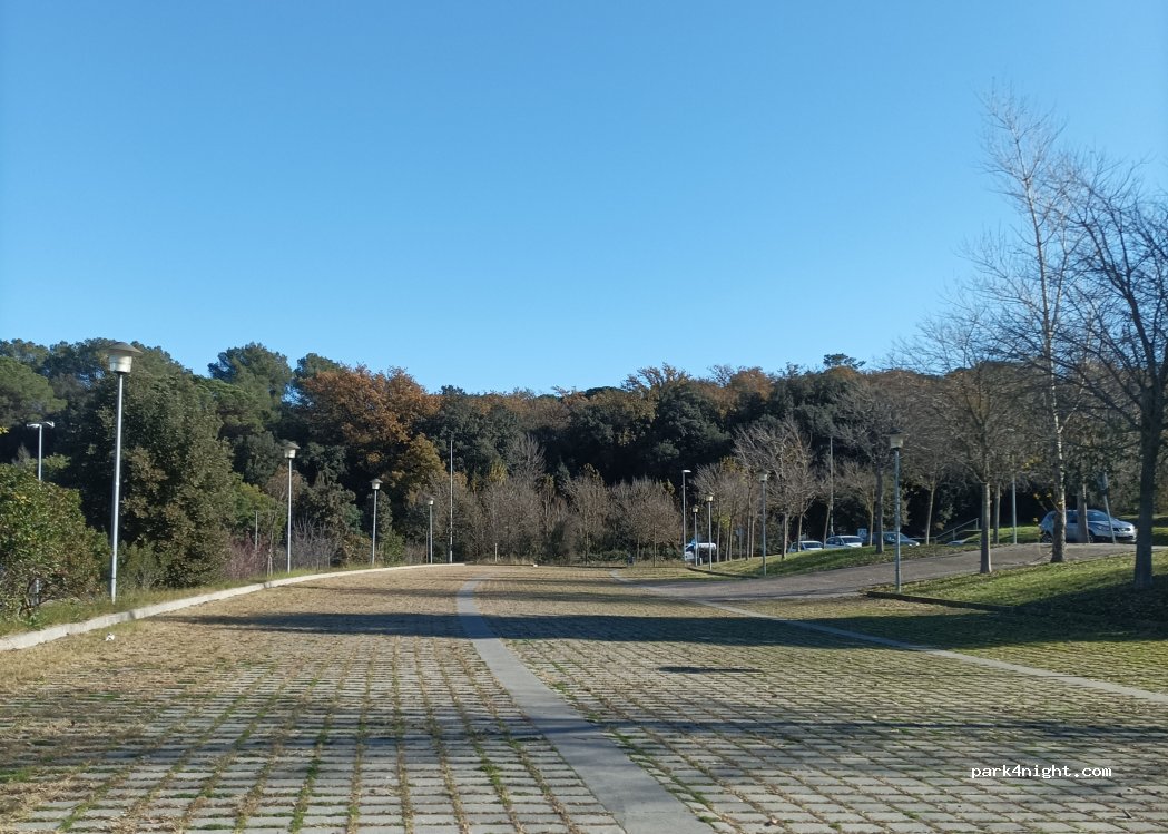 (17003) Girona - Unnamed road — foto