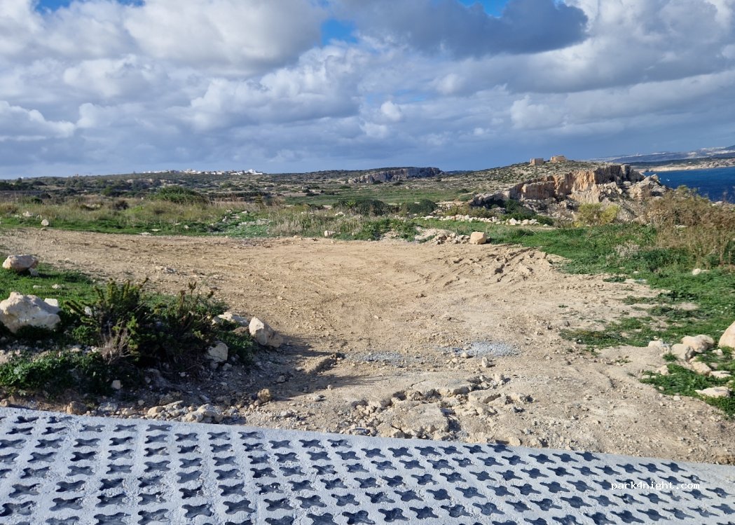() Mellieħa - Unnamed road — foto