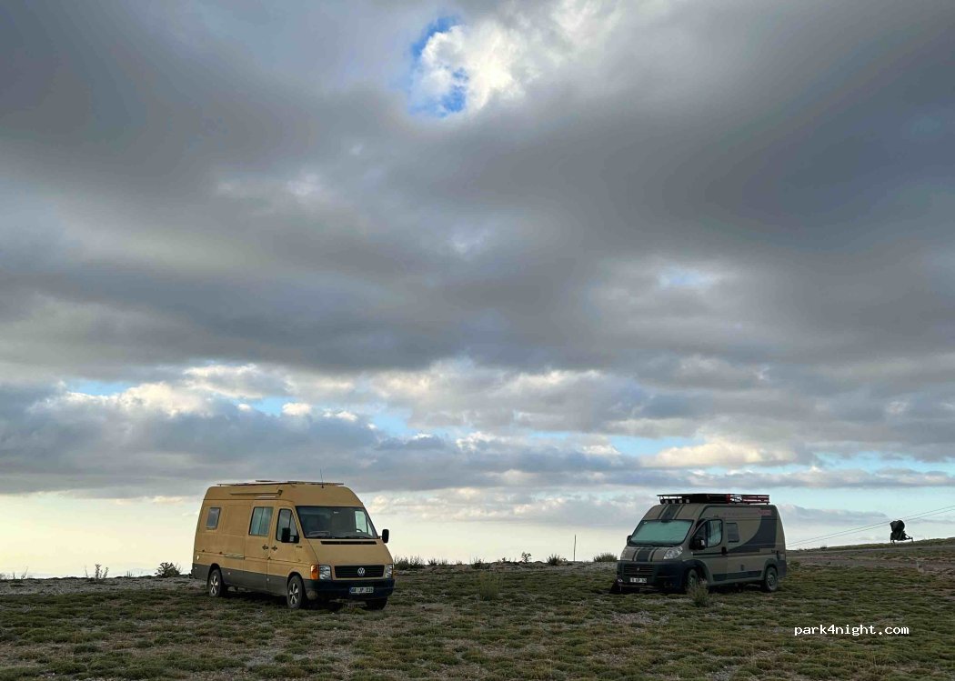 (38210) Yukarı - — foto 2