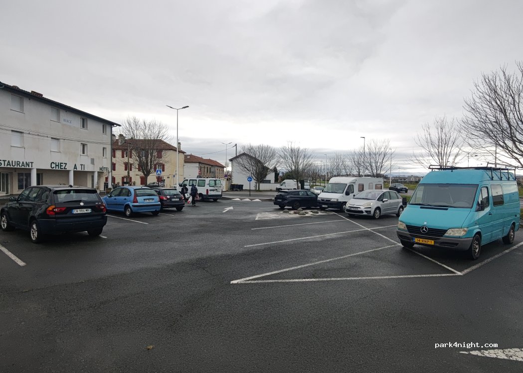 (64100) Bayonne - 54 Chemin de Saint-Bernard — foto