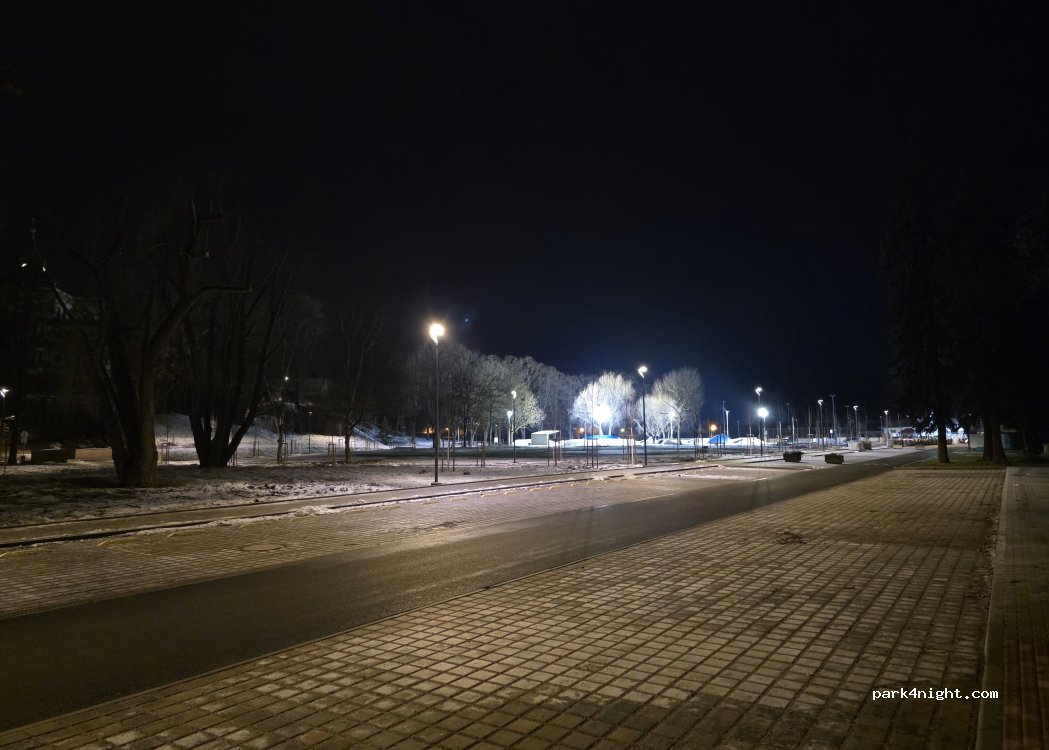 (535 01) Přelouč - 1337 Sportovní — foto