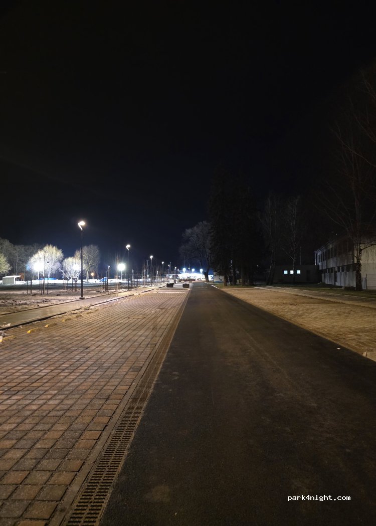 (535 01) Přelouč - 1337 Sportovní — foto 2