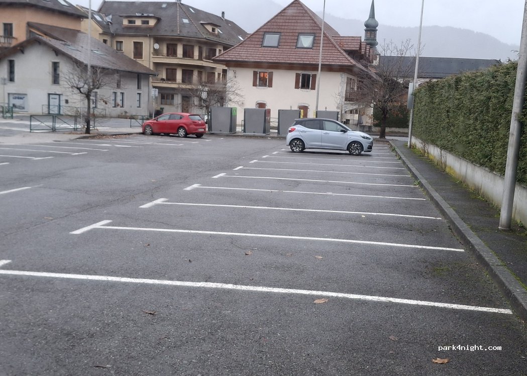 (74950) Scionzier - 3B Rue du Crétet — foto