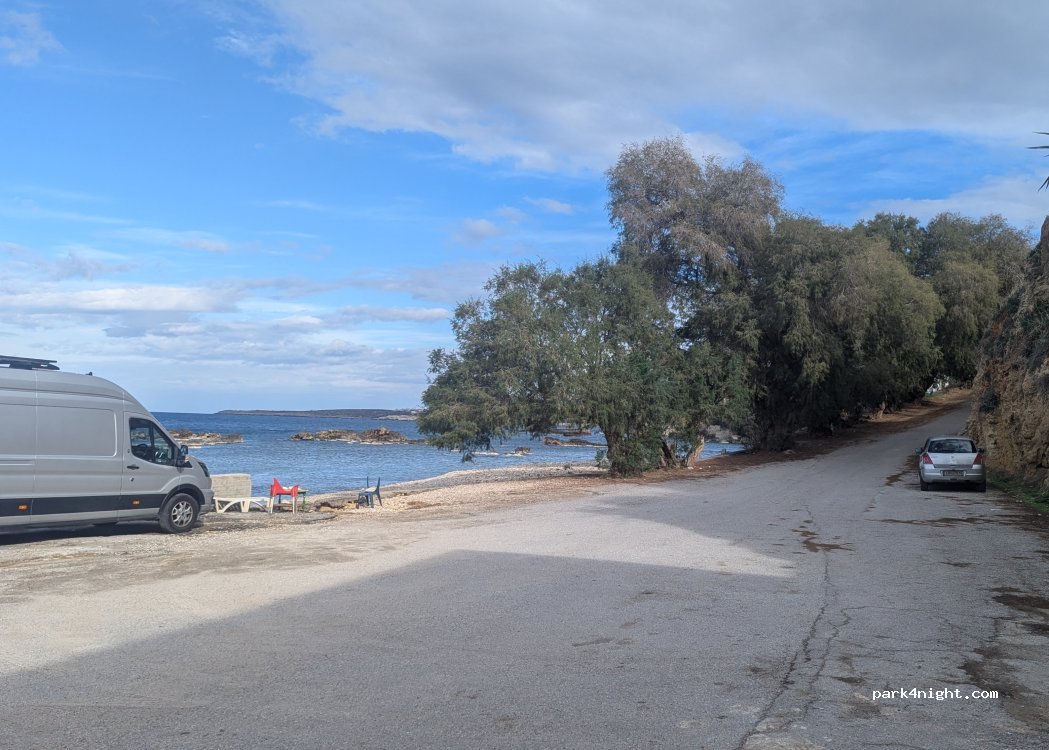 (731 33) Chania - 113 Eleftheriou Venizelou — foto