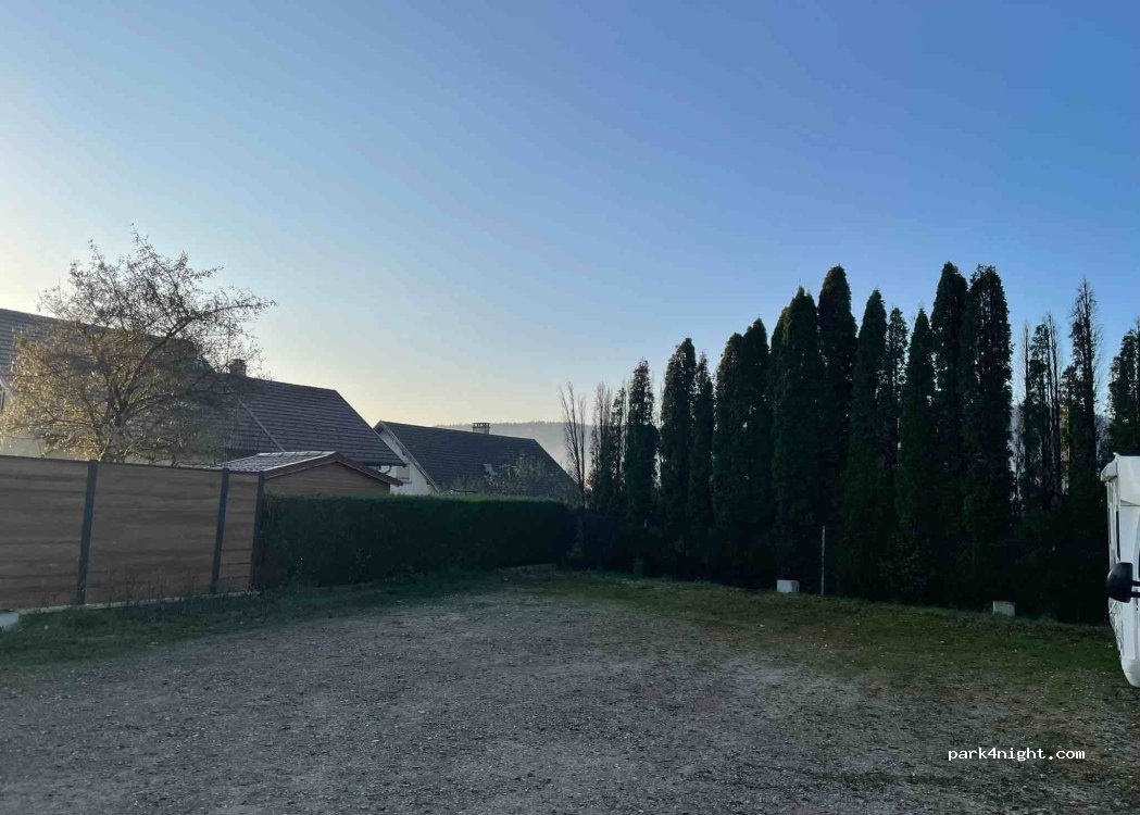 Aire de camping-cars | Région des Lacs - Haut Jura — foto 3