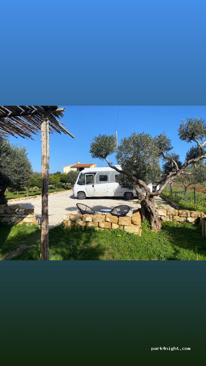 Camper Sicilia - Villa Medusa — foto 5