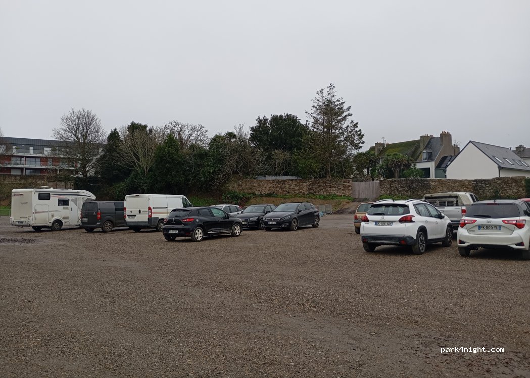 (29900) Concarneau - Av. de la Gare — foto 2