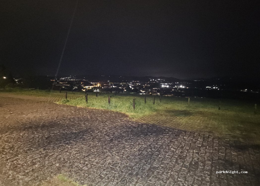 (15898) Santiago de Compostela - 8D Rúa dos Cabalos — foto 3