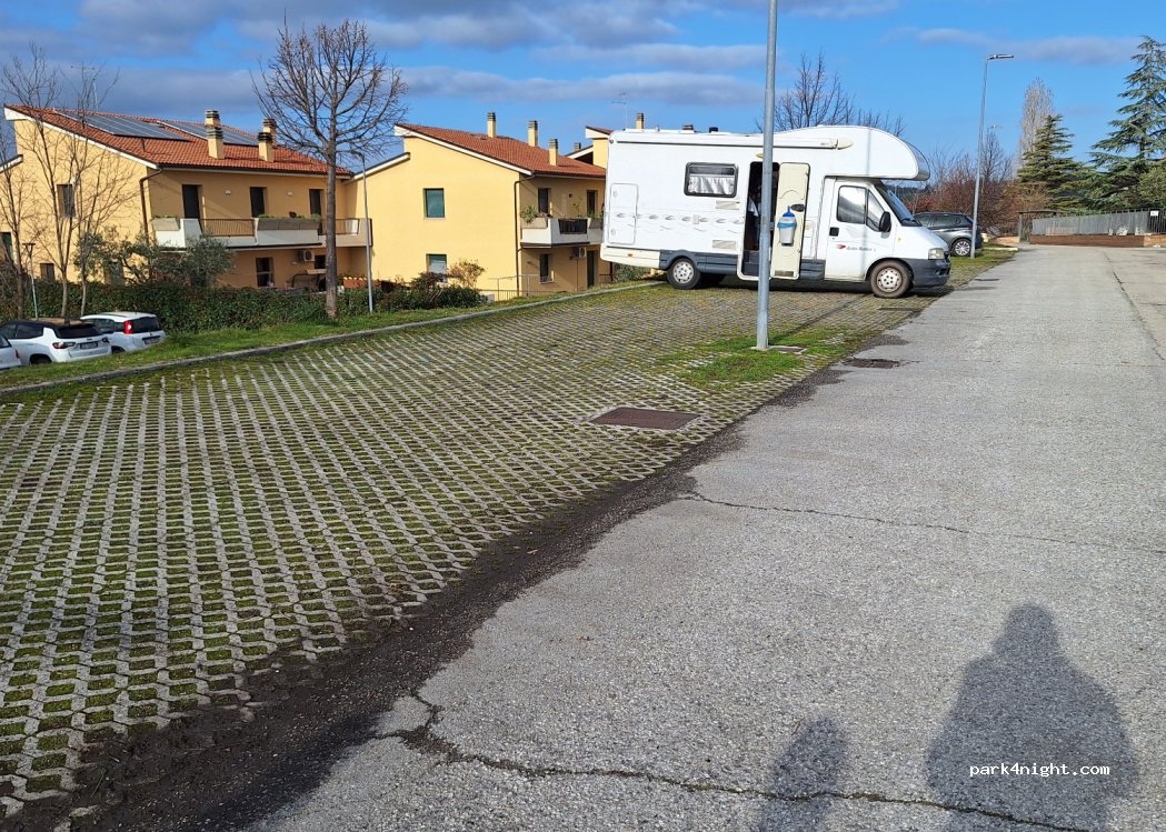(61029) Urbino - 24 Via della Nocetta — foto