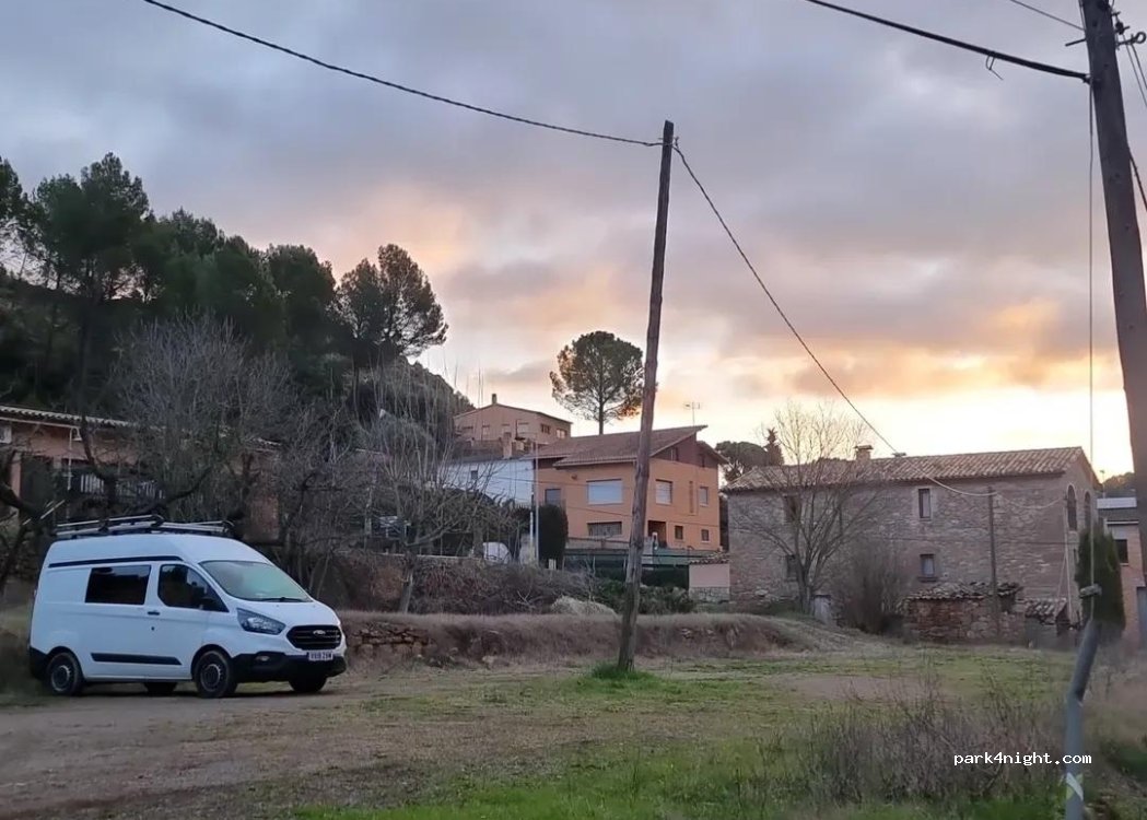 (08256) Carrer de les Escoles - Carrer de les Escoles — foto
