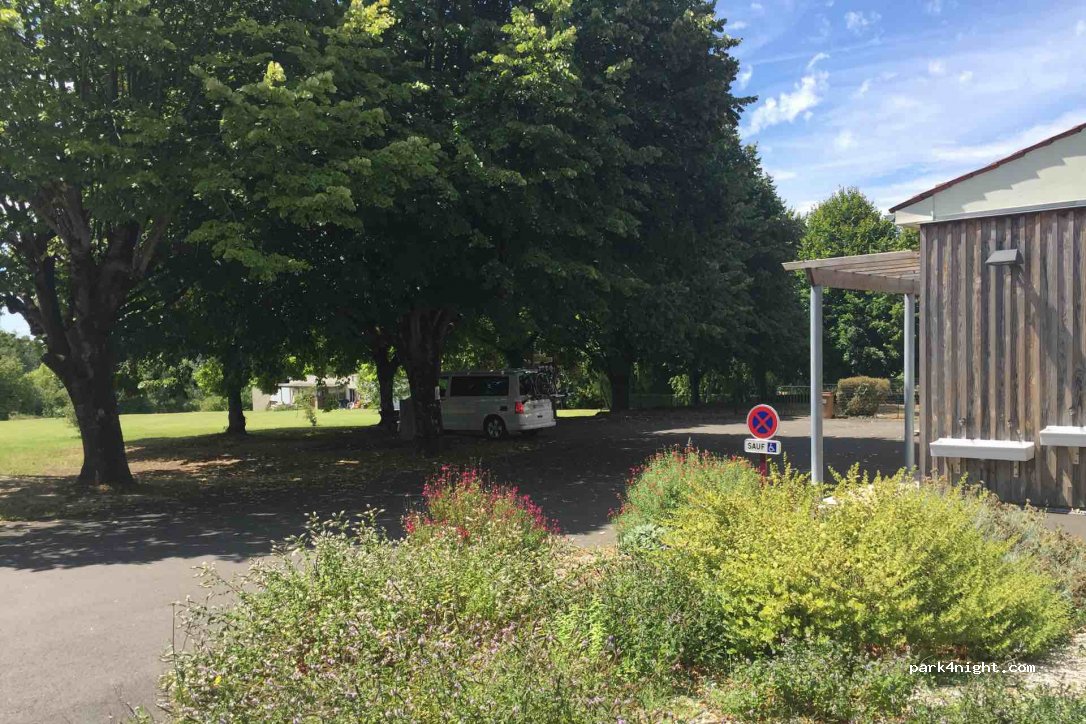 (16300) Criteuil-la-Magdeleine - Moulin de Chatin — foto