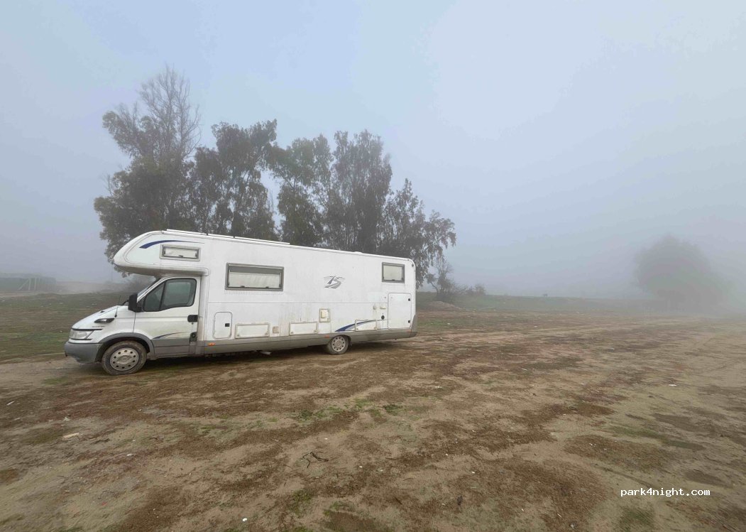 (01170) Çukurova - Unnamed road — foto
