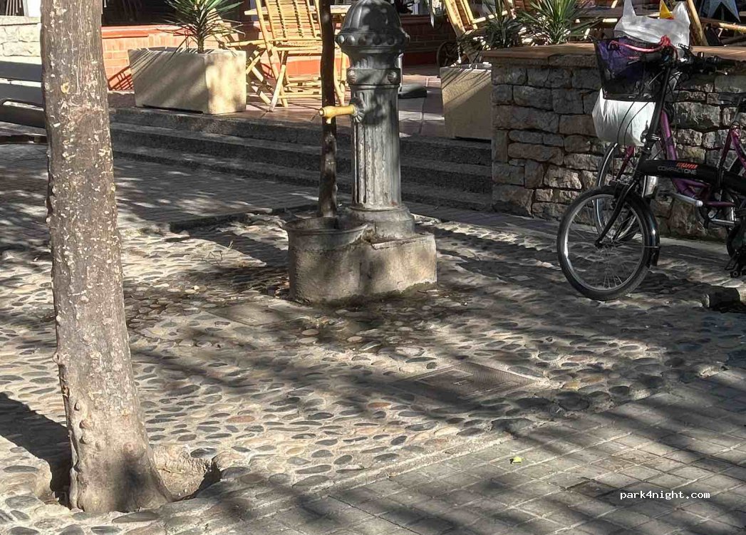 (43840) Salou - 2 Plaça del Carrilet — foto