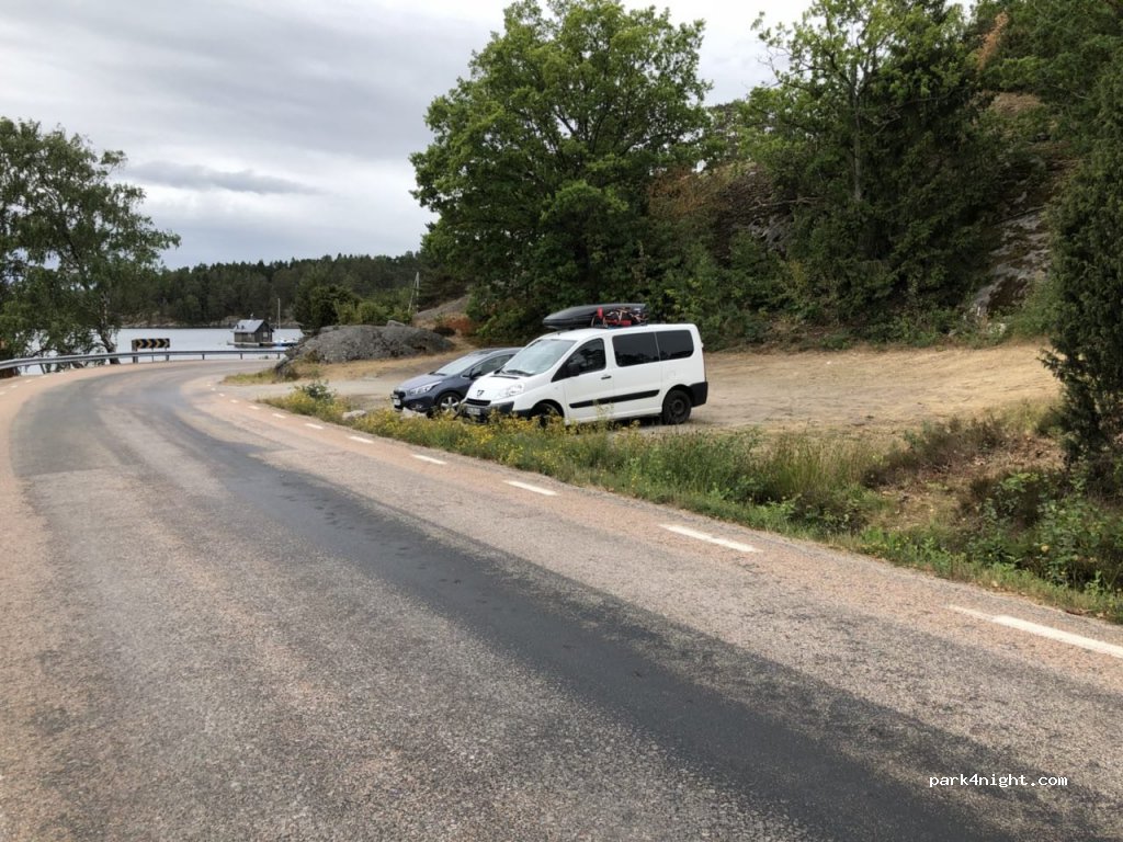 (451 96) Uddevalla - 227 HÖGÅS KÄRR — foto