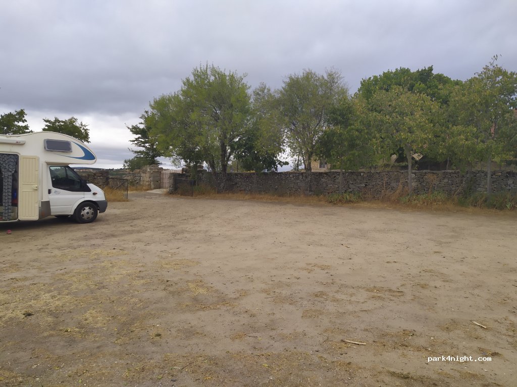 (49213) Fariza - Unnamed Road — foto 2