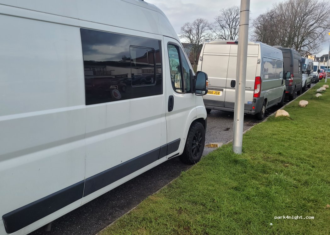 (PH22 1RH) Aviemore - 6 Grampian Road — foto