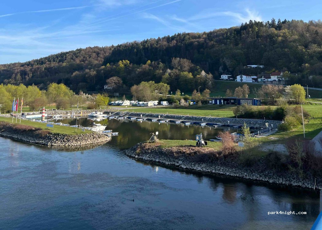 Camping Stellplatz Yachthafen Vilshofen an der Donau — foto 5