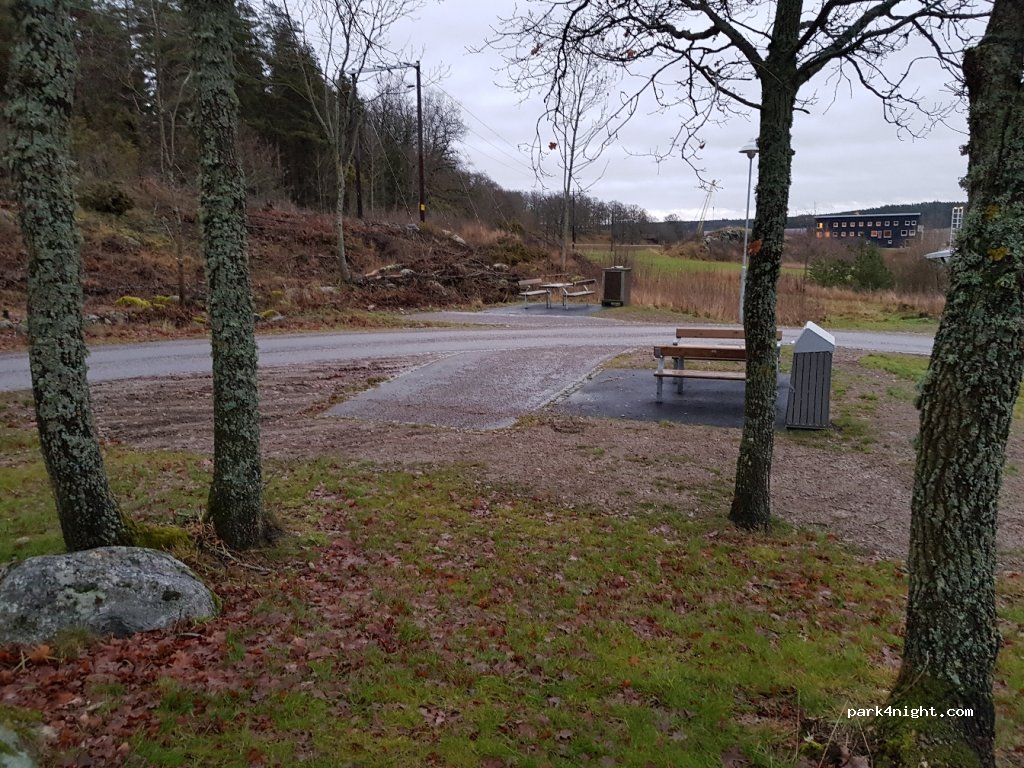 (605 97) Norrköping - 6 Horns väg — foto 2