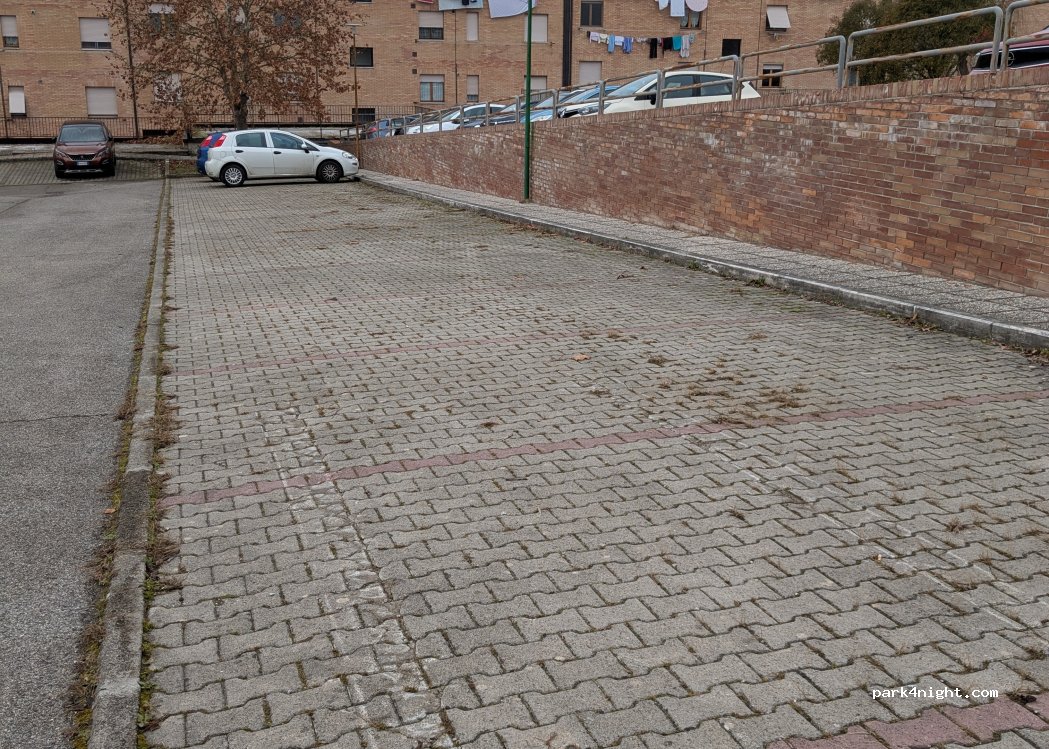 (53100) Taverne D'arbia - 39 Strada delle Ropole — foto