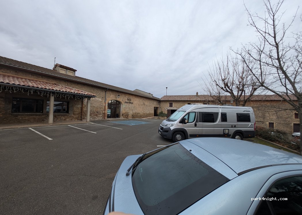 (69910) Villié-Morgon - 89 Rue du Château de Fontcrenne — foto 2