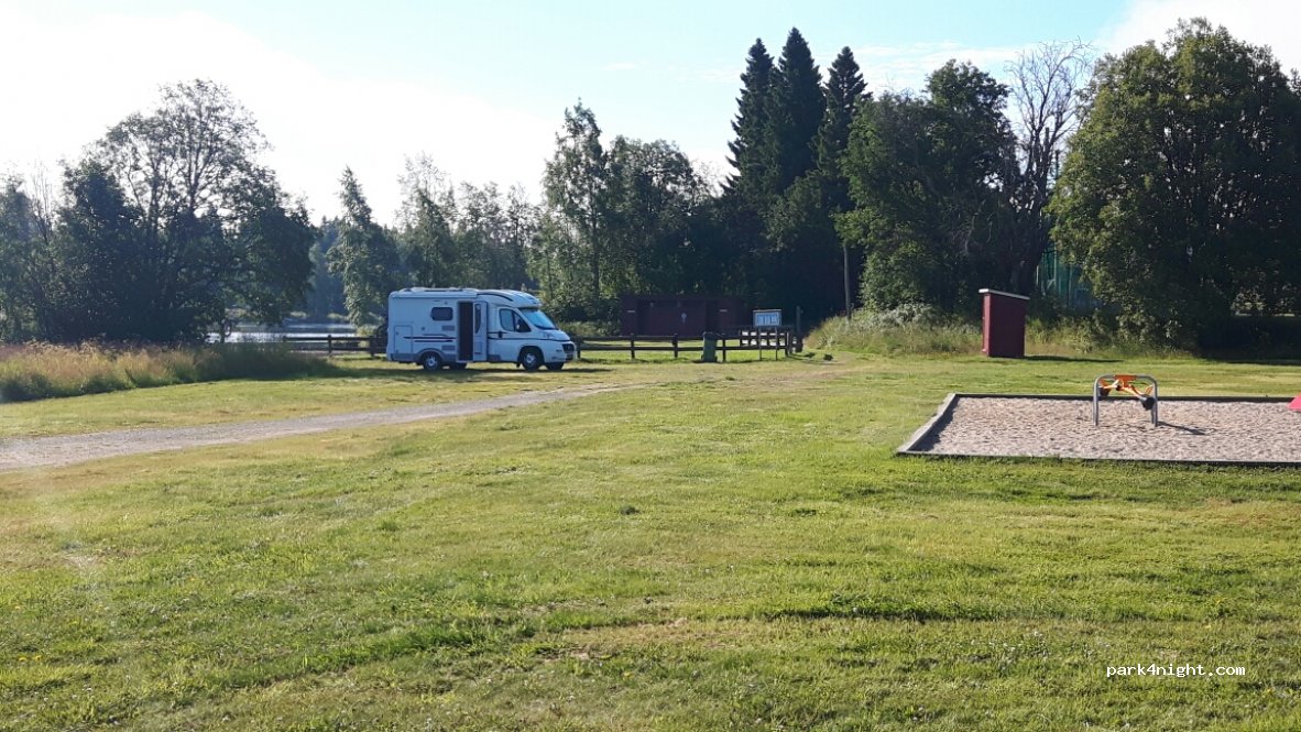 (913 35) Holmsund - 8 Lärkvägen — foto