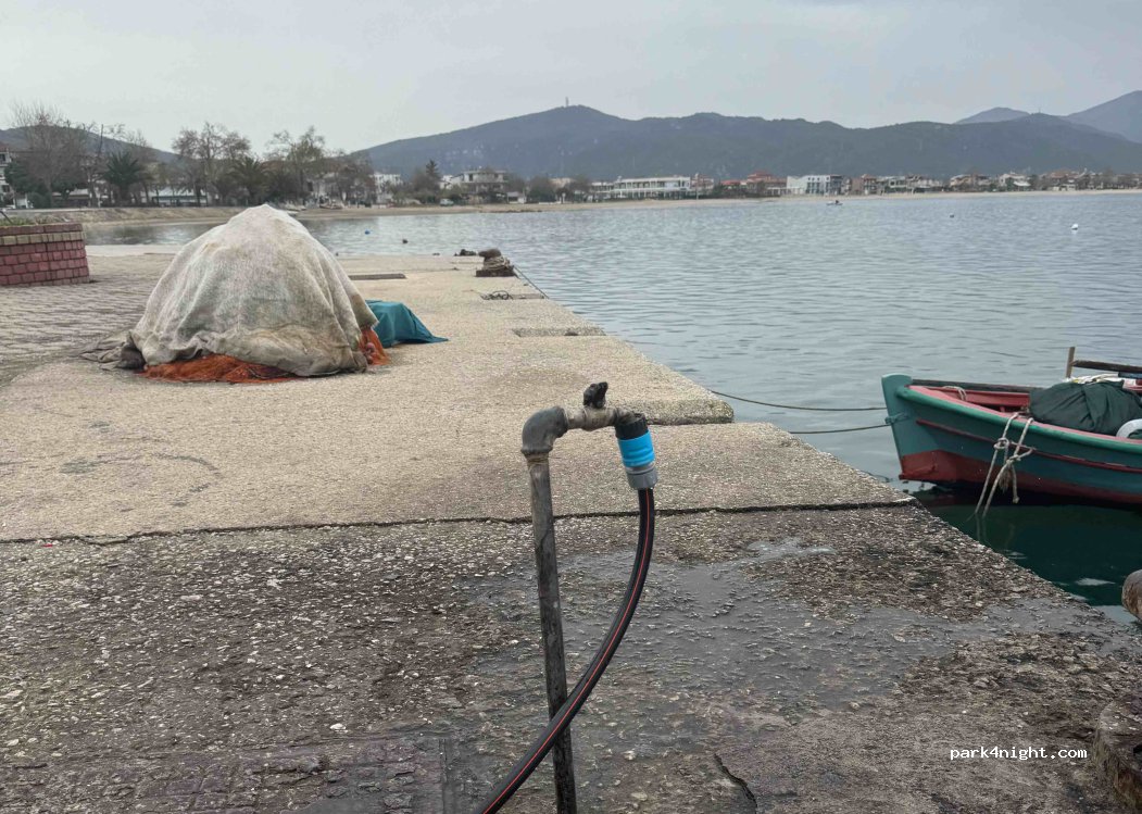 (570 14) Stavros - 4 Politechneioi — foto