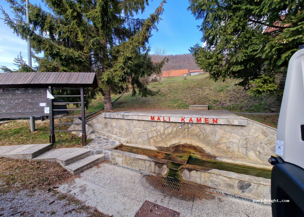 (8281) Senovo - 22 Mali Kamen — foto