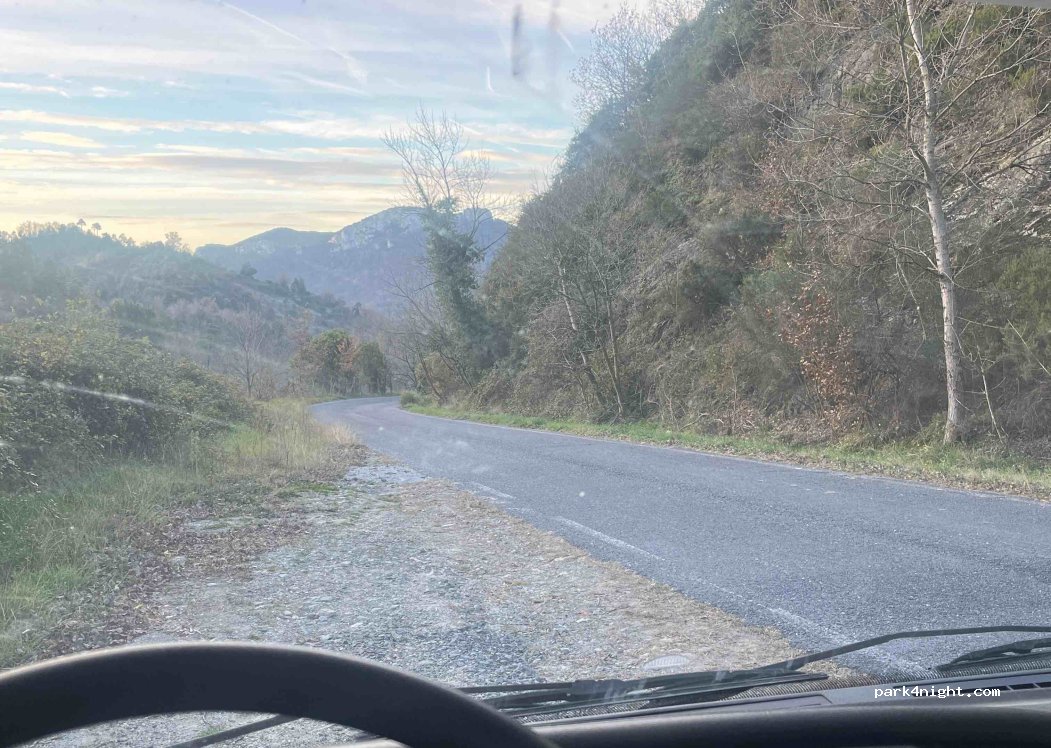(17024) Orco Feglino - Unnamed road — foto