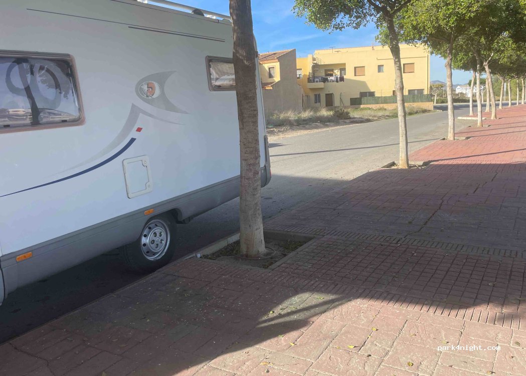 (04620) Vera - C. la Rbla — foto 2