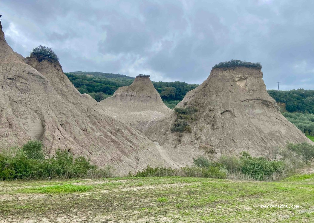(734 00) Potamida - Unnamed Road — foto