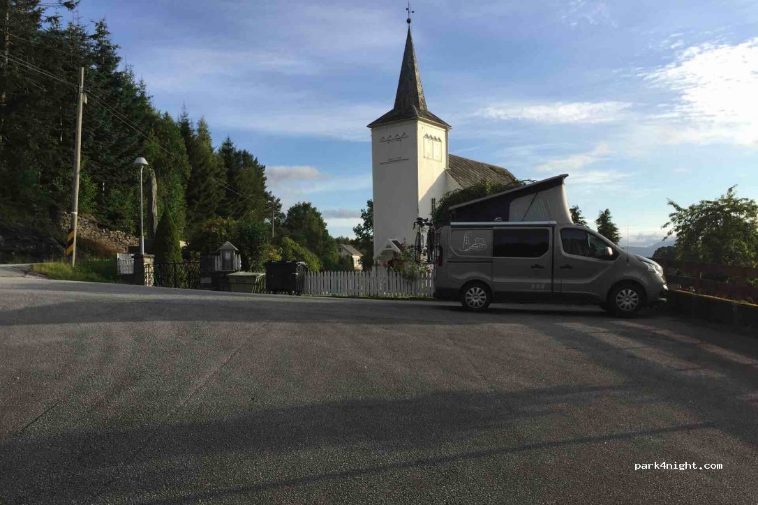 (5635)  - Riksveg 49 — foto