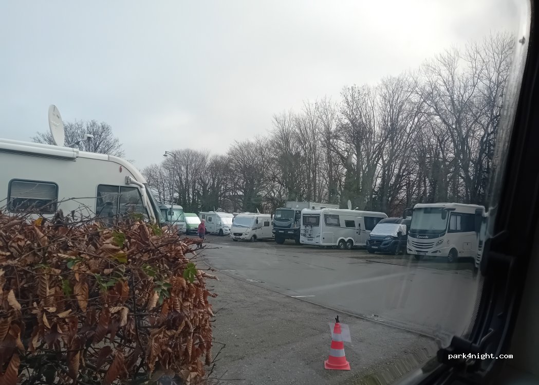 Wohnmobilstellplatz Am Katzenteich — foto 3