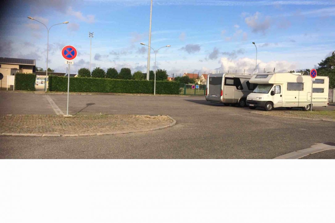 (91670) Angerville - 2 Rue du Stade — foto