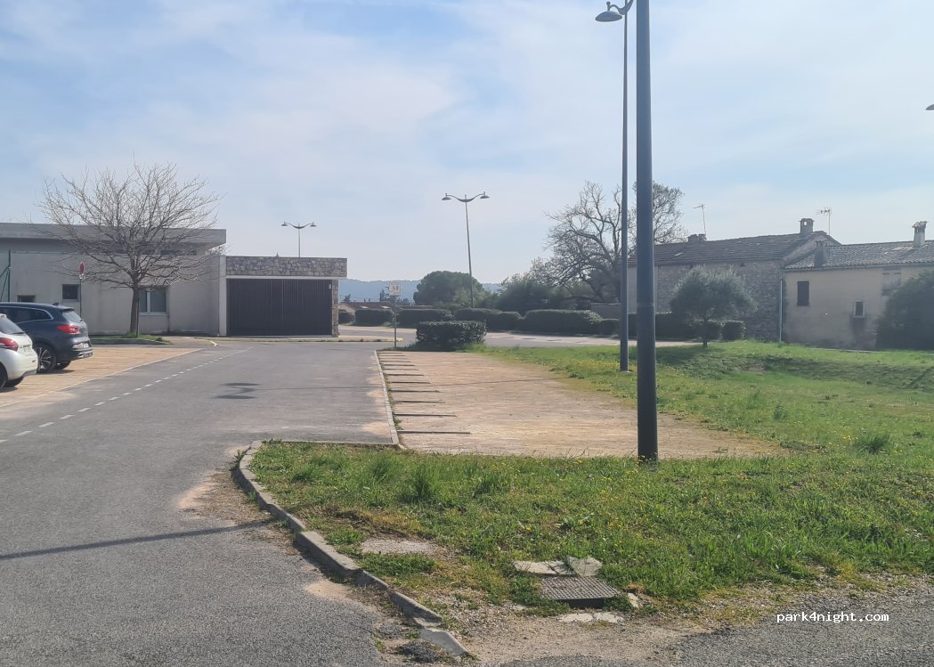 (83440) Fayence - 70 Ancienne Voie Ferrée — foto