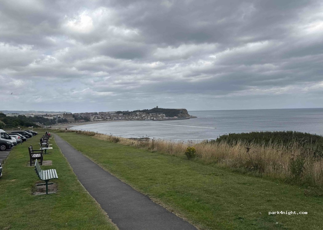 (YO11 3BJ) Scarborough - 36 Holbeck Hill — foto