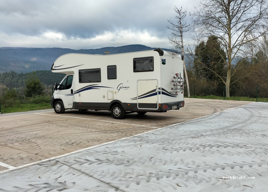 área de autocaravanas Cortegada — foto