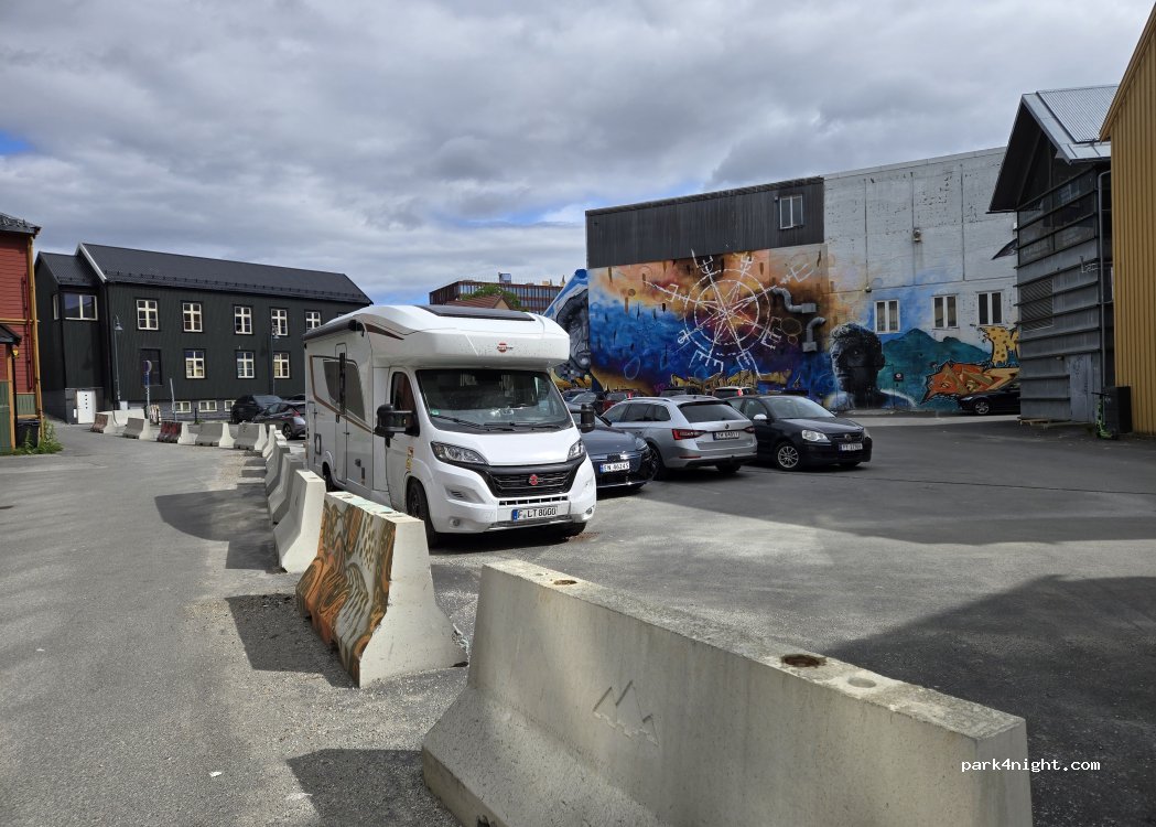 (9007) Tromsø - 8 Strandvegen — foto 5