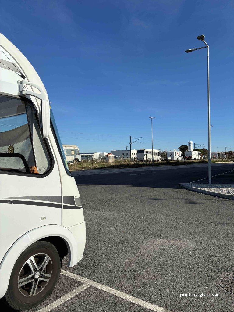 (8400-618) Parchal - 6 Rua Infante de Sagres — foto 5