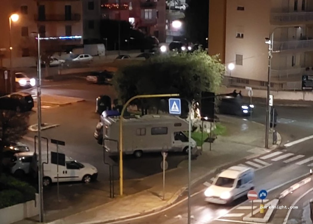(70017) Putignano - 2 Via Verdi Giuseppe — foto