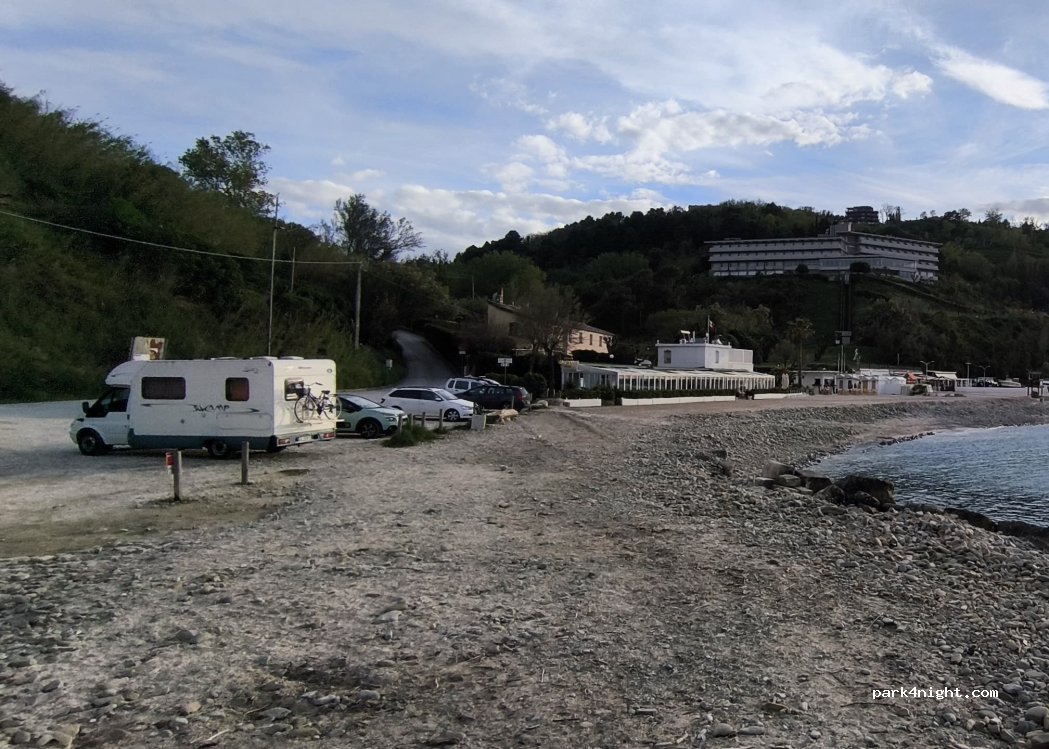 (61121) Gabicce Mare - 137 Strada della Vallugola — foto 3